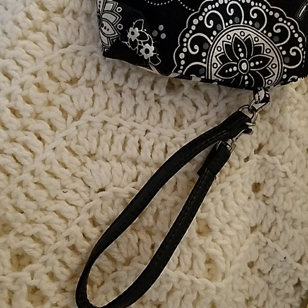 Wristlet - Picture 3 of 3